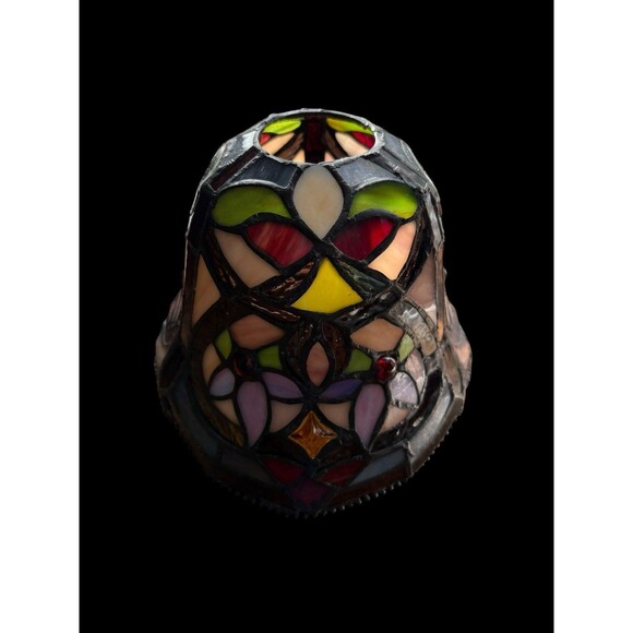 Other - Beautiful Lamp Shade Of Stain glass Tiffany Style  7" Diameter Bottom